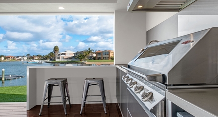 materials-solid-surface-benchtops-corian-alfresco-kitchen