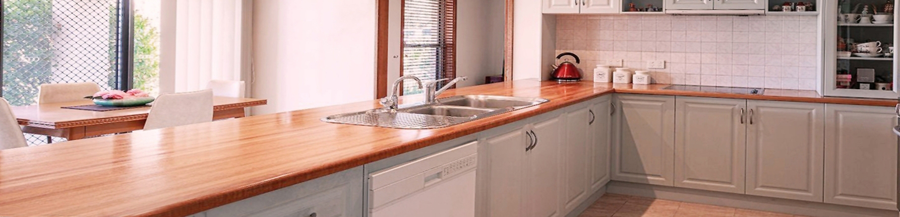 Tasmanian Oak Kitchen Benchtops by Compass Kitchens of Adelaide